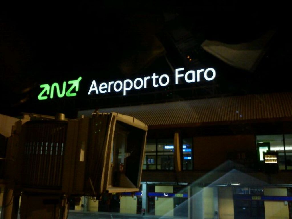 Aeroporto Gago Coutinho, Faro, Algarve